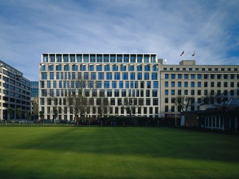 The Revival of Loadbearing Stone, A Sustainable Alternative to Thin Cladding