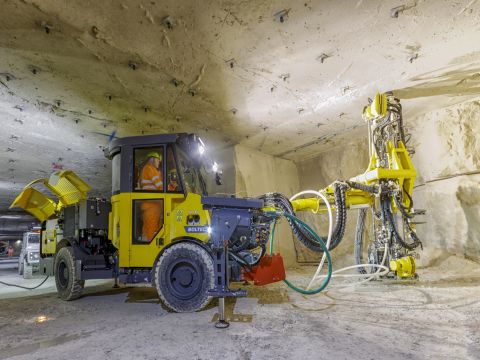 New Boltec S machine for Albion Stone