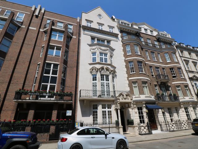 14 Charles Street