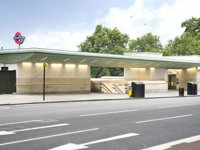 Green Park Tube Station