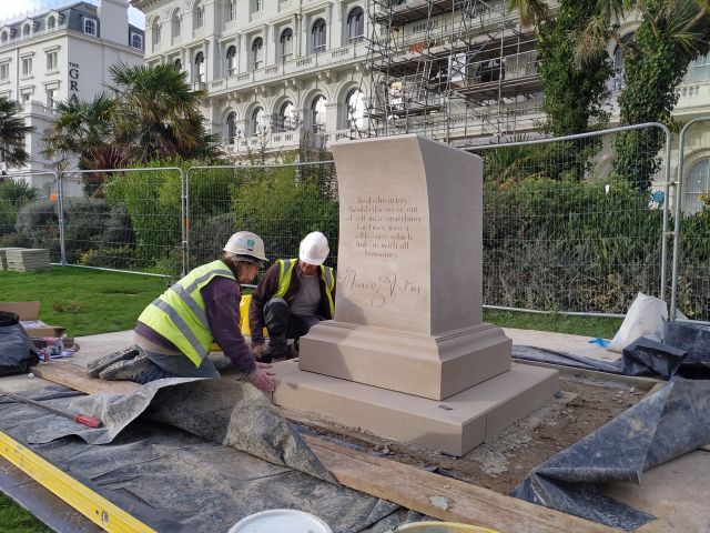 Lady Astor Statue